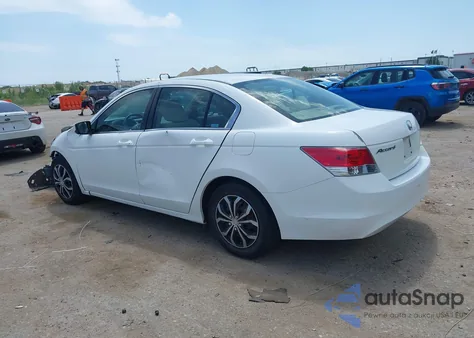 2009 Honda Accord 2.4 Lx z USA, uszkodzony, nr VIN 1HGCP26389A012119
